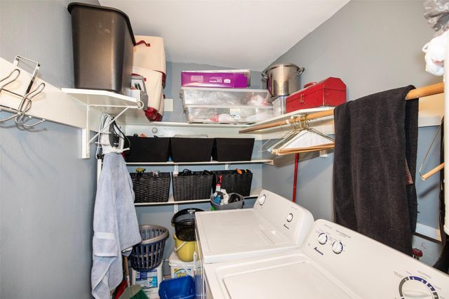 2101 Fountain View Drive 80, Houston, TX 77057