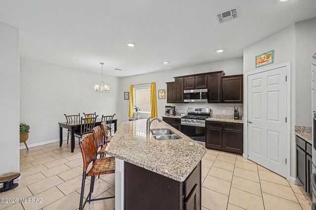 12135 E Becker Drive, Vail, AZ 85641