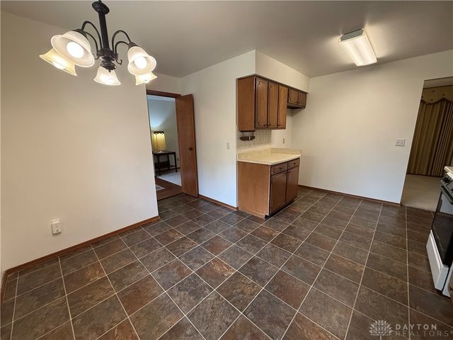 2272 Whispering Willow Circle, Kettering, OH 45440