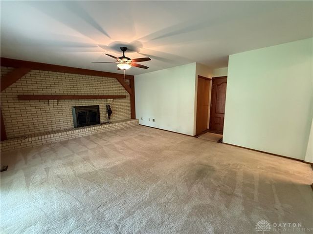 2272 Whispering Willow Circle, Kettering, OH 45440