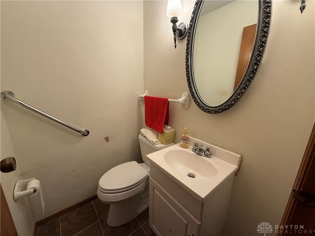 2272 Whispering Willow Circle, Kettering, OH 45440