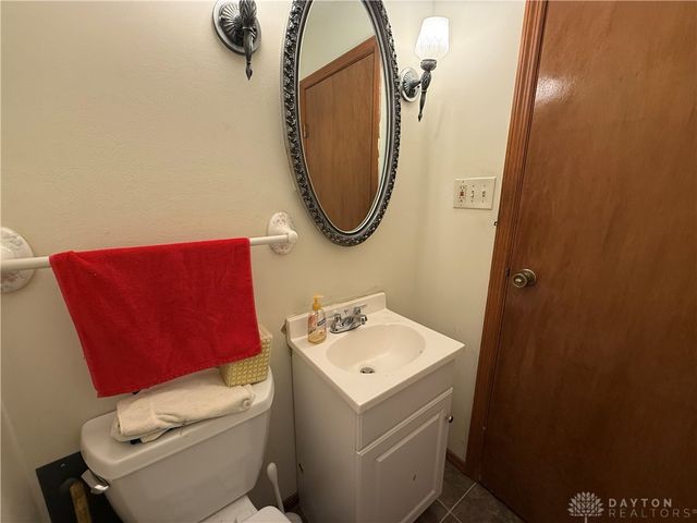 2272 Whispering Willow Circle, Kettering, OH 45440