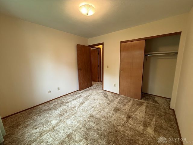 2272 Whispering Willow Circle, Kettering, OH 45440