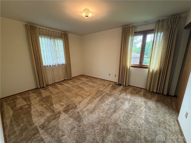 2272 Whispering Willow Circle, Kettering, OH 45440