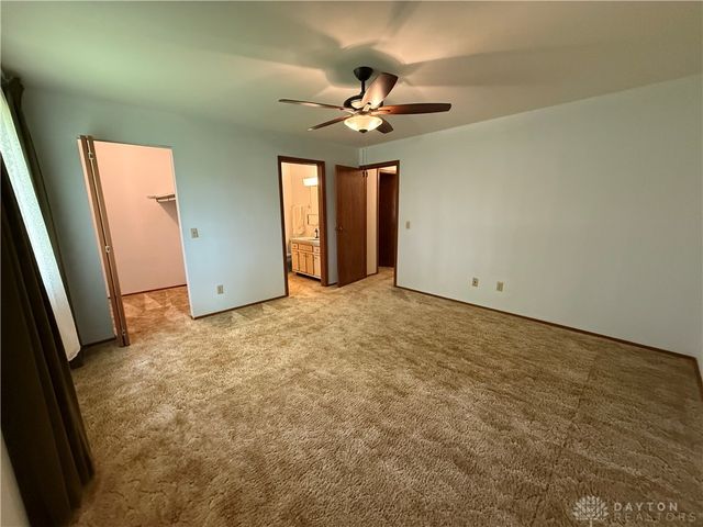 2272 Whispering Willow Circle, Kettering, OH 45440