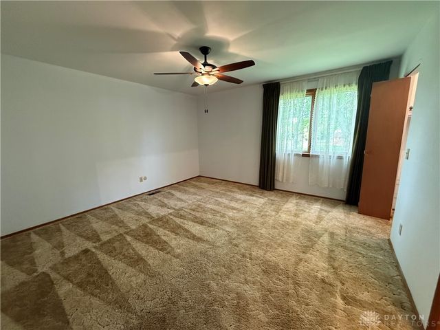 2272 Whispering Willow Circle, Kettering, OH 45440