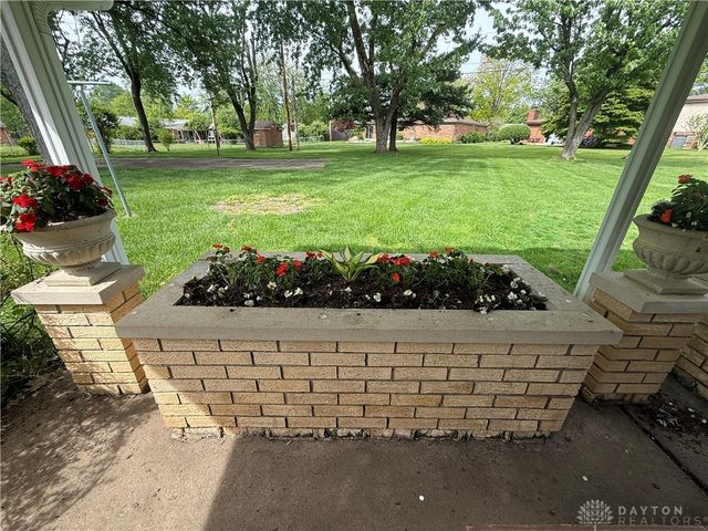 2272 Whispering Willow Circle, Kettering, OH 45440
