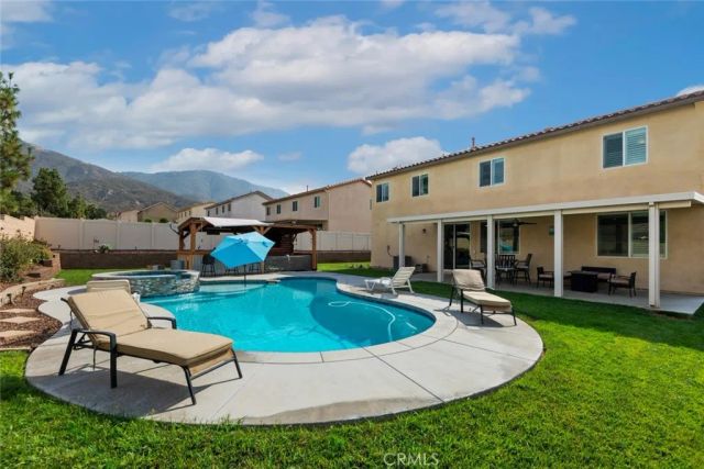 6670 Mirna Avenue, San Bernardino, CA 92407