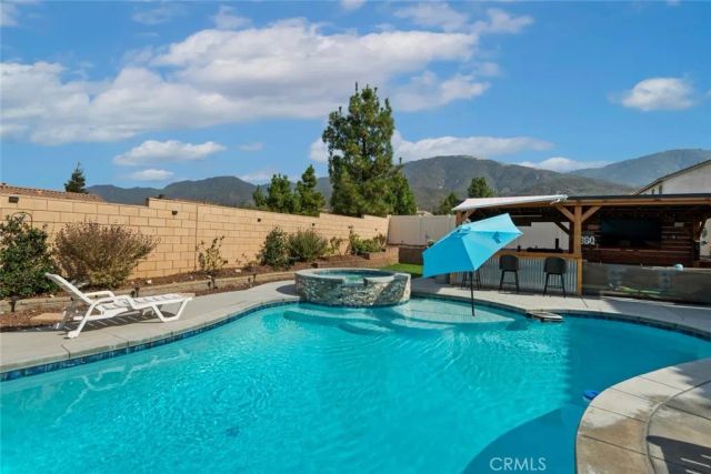6670 Mirna Avenue, San Bernardino, CA 92407