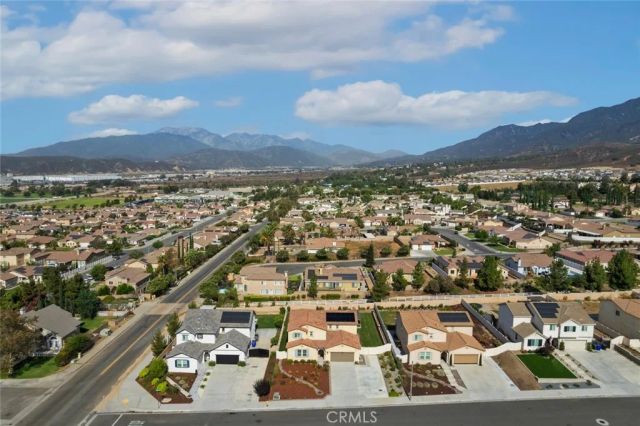 6670 Mirna Avenue, San Bernardino, CA 92407