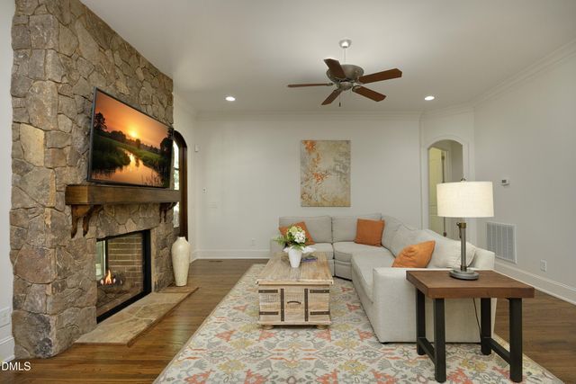 128 Dartmoor Lane, Raleigh, NC 27614