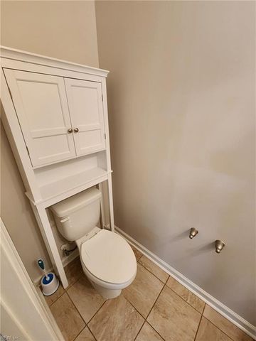 8011 Woodall RD B, Norfolk, VA 23518