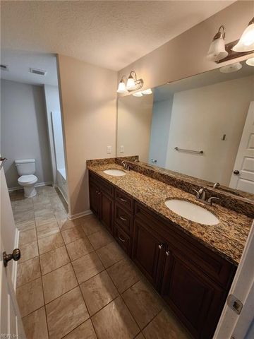 8011 Woodall RD B, Norfolk, VA 23518