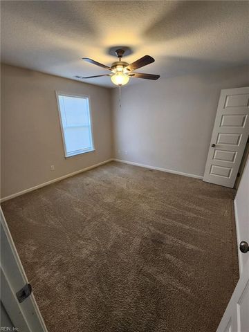 8011 Woodall RD B, Norfolk, VA 23518