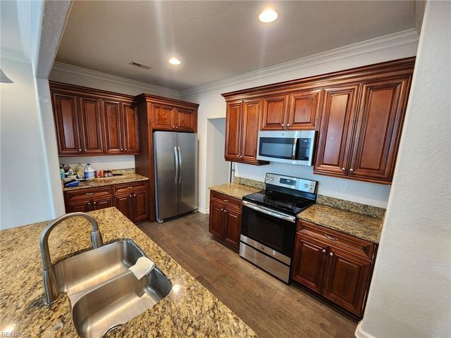 8011 Woodall RD B, Norfolk, VA 23518