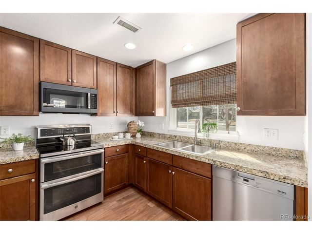 10455 Garland Dr, Broomfield, CO 80021