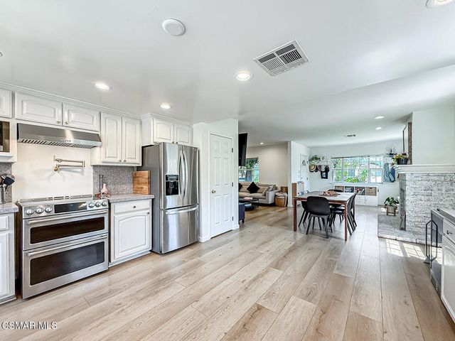 2035 N Evergreen Street, Burbank, CA 91505