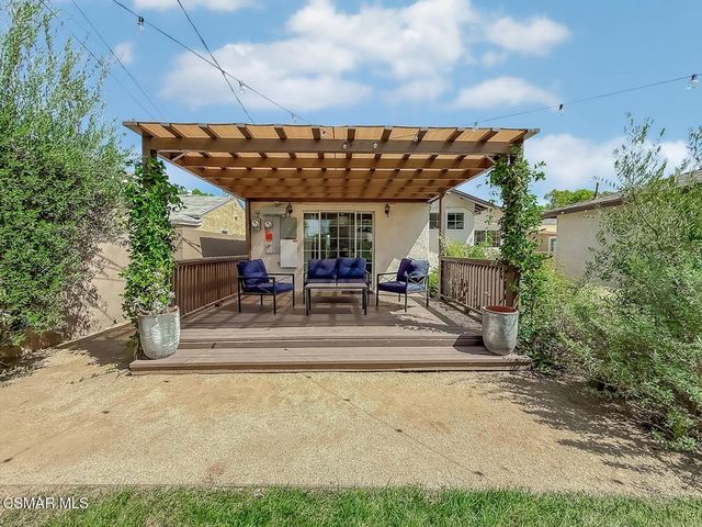 2035 N Evergreen Street, Burbank, CA 91505