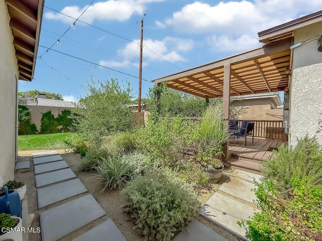 2035 N Evergreen Street, Burbank, CA 91505