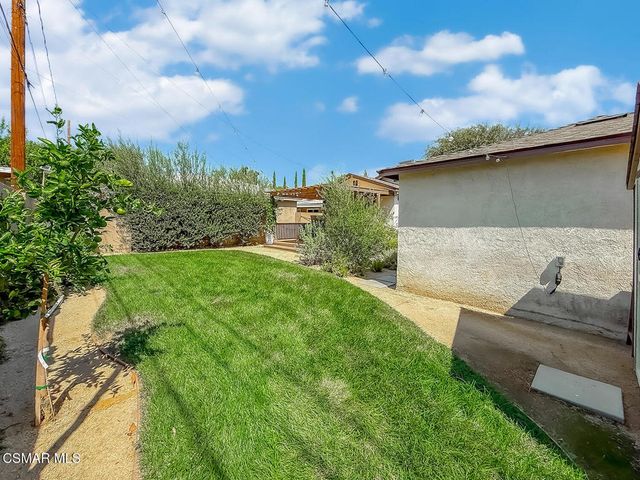 2035 N Evergreen Street, Burbank, CA 91505