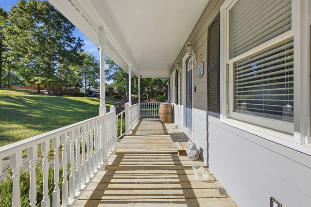 111 Mount Vernon Drive, Calhoun, GA 30701