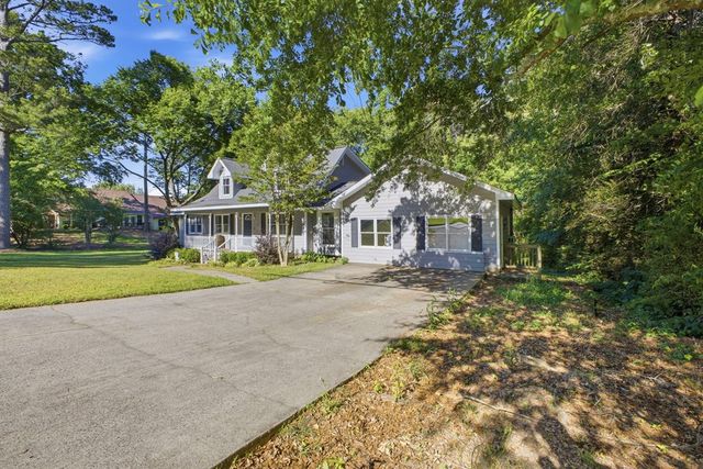 111 Mount Vernon Drive, Calhoun, GA 30701
