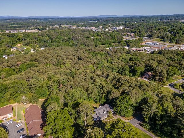 111 Mount Vernon Drive, Calhoun, GA 30701