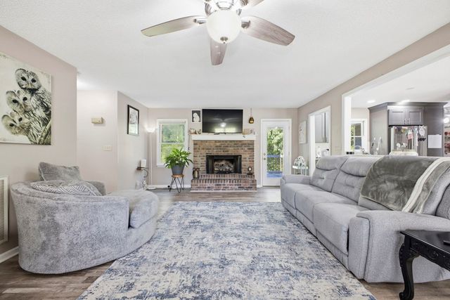 111 Mount Vernon Drive, Calhoun, GA 30701