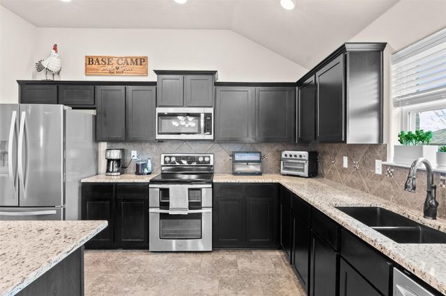 809 Kendra DR, Temple, TX 76502