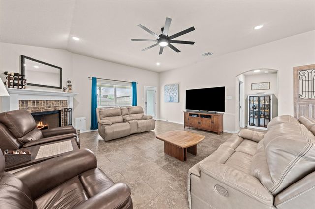 809 Kendra DR, Temple, TX 76502