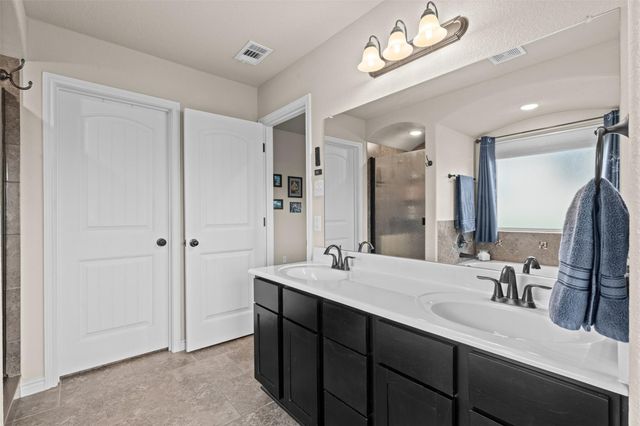 809 Kendra DR, Temple, TX 76502