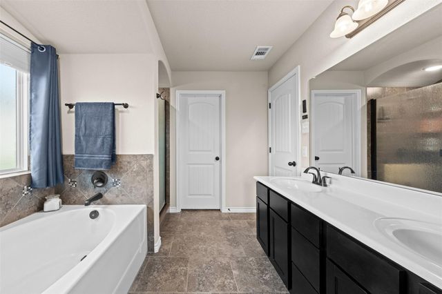 809 Kendra DR, Temple, TX 76502