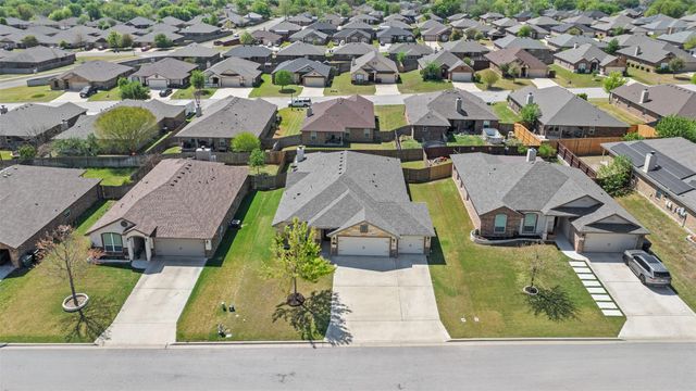 809 Kendra DR, Temple, TX 76502