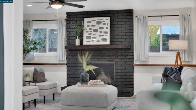 1290 Cypress Dr, Concord, CA 94520