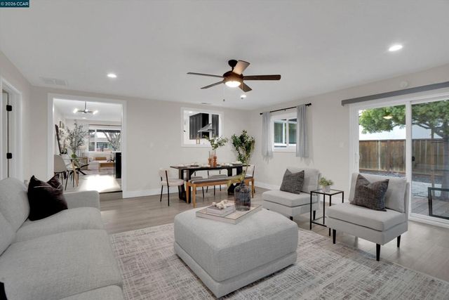 1290 Cypress Dr, Concord, CA 94520