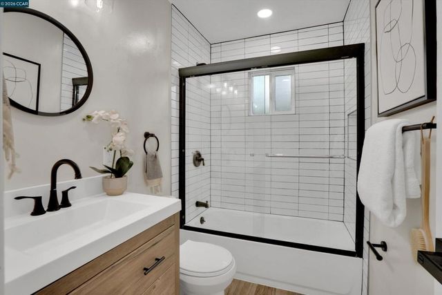 1290 Cypress Dr, Concord, CA 94520