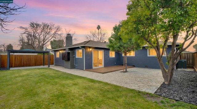 1290 Cypress Dr, Concord, CA 94520