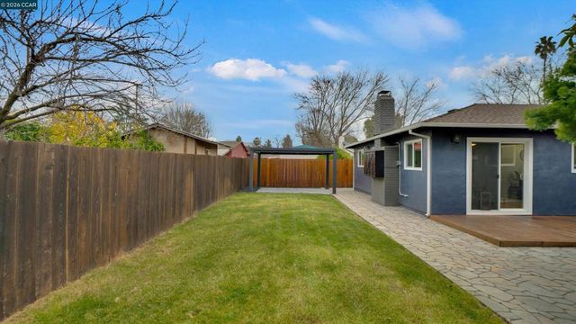 1290 Cypress Dr, Concord, CA 94520