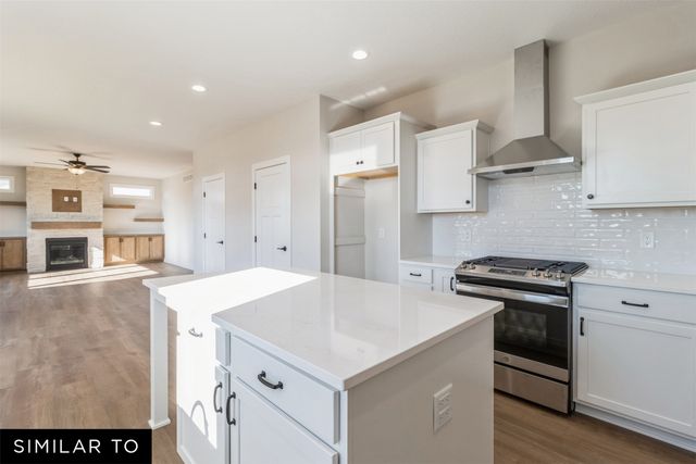 2802 NW Fairfield Court, Ankeny, IA 50023