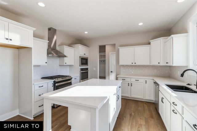 2802 NW Fairfield Court, Ankeny, IA 50023