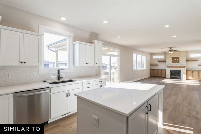 2802 NW Fairfield Court, Ankeny, IA 50023