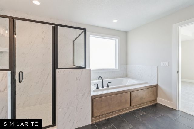 2802 NW Fairfield Court, Ankeny, IA 50023