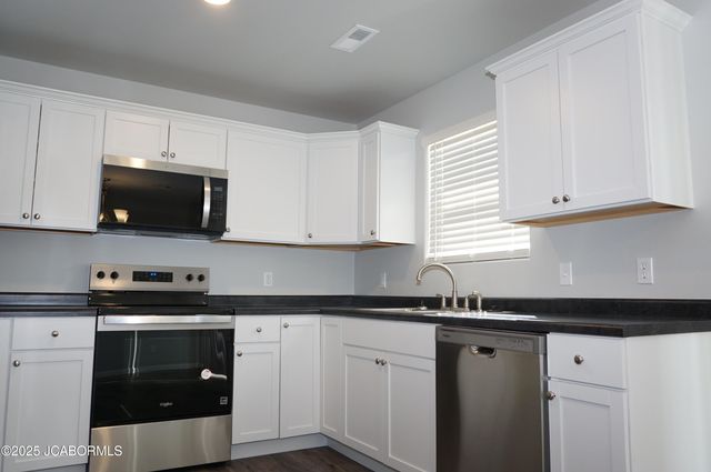 528 KINLEIGH DRIVE, Fulton, MO 65251