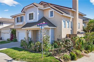 1050 Avenida Classica, Oxnard, CA 93030