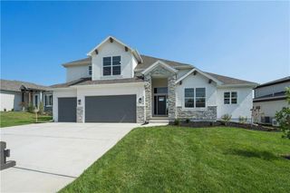 4746 NW Sienna Ridge, Riverside, MO 64150