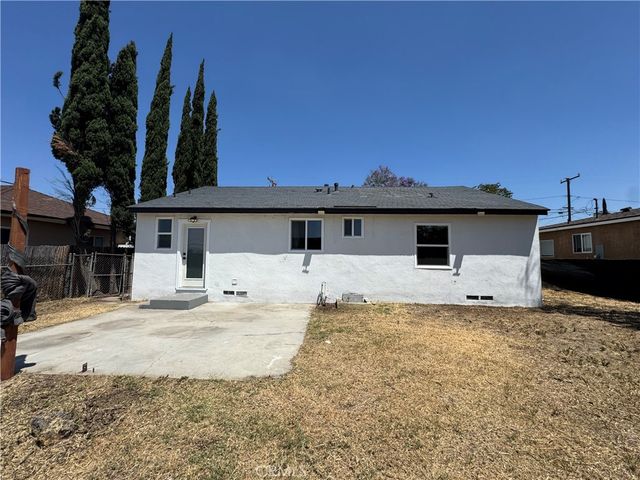 16229 Hunter St, Fontana, CA 92335