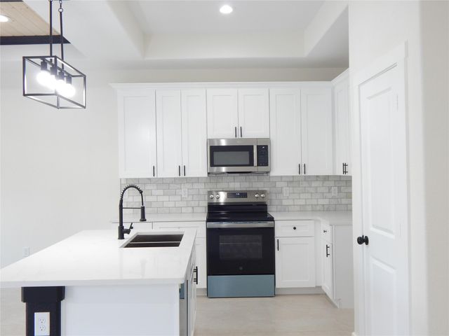 16971 W Juneau, Montgomery, TX 77316