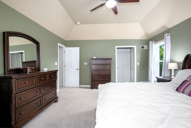 0S461 Madison Street, Winfield, IL 60190