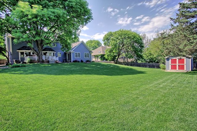 0S461 Madison Street, Winfield, IL 60190
