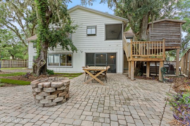 2030 KINGS Road, Jacksonville Beach, FL 32250